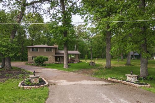 17067 Billet Rd, Swygert, IL 61764-3578