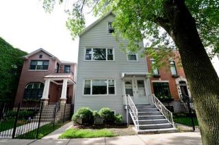 1743 Barry Ave, Chicago IL  60657-3030 exterior