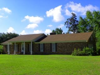111 Winchester Rd, Walterboro, SC 29488-9236