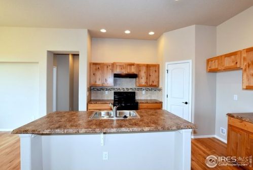 2686 Emerald St, Loveland CO 80537-2013 exterior