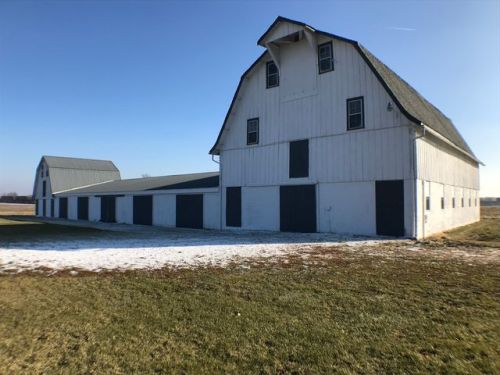 9573 750 North Rd, Shirley, IL 61772-9596
