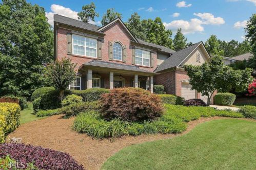 59 Rockridge Dr, Newnan, GA 30265-6042