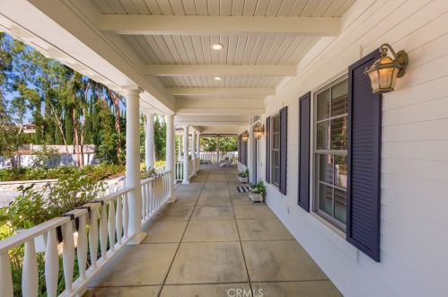 1015 Tiger Tail Dr, Riverside CA  92506-5423 exterior