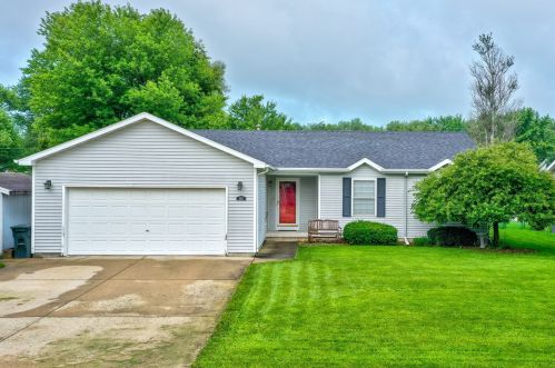 2101 Fox Chase Dr, Ottawa, IL 61350-1277