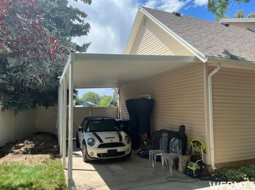 2187 Laver Ct, Sandy UT 84092-4112 exterior