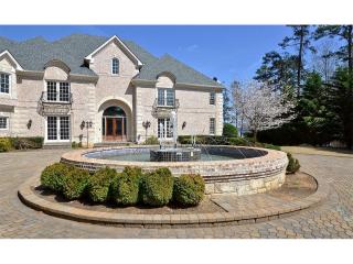 3097 Simpson Park Rd, Gainesville, GA 30506-1429
