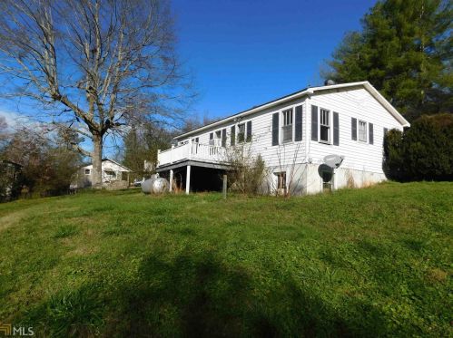 39 Cagle St, Cleveland, GA 30528-1201