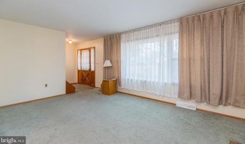 427 Holiday Dr, Aberdeen MD  21001-1813 exterior