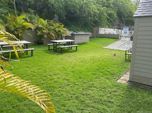 1614 Emerson St, Honolulu HI  96813-2129 exterior