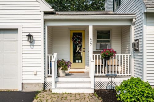 477 Stockdale Cir, Portsmouth, NH 03869-5638