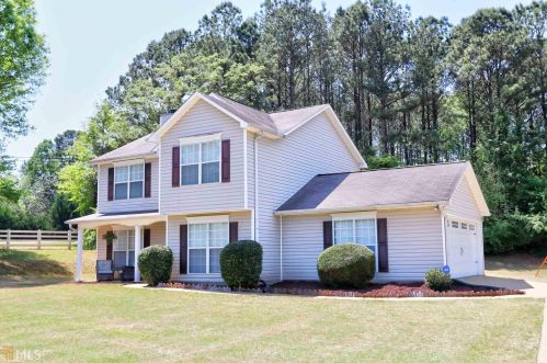 101 Foxdale Dr, Lagrange, GA 30240-8907