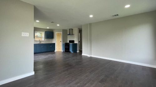 1511 Glen Ave, Dallas TX  75216-1724 exterior