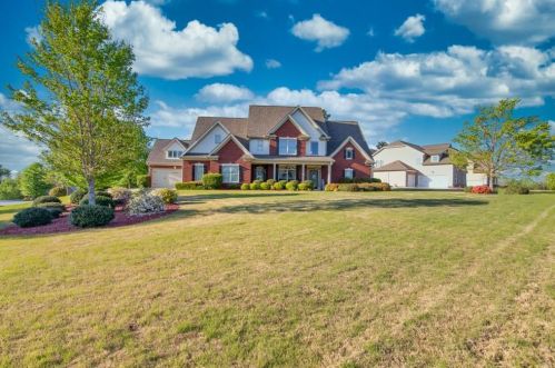 1901 Callee Ct, Loganville, GA 30052-7269