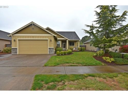 415 Lydia Ln, Lebanon, OR 97355-6501