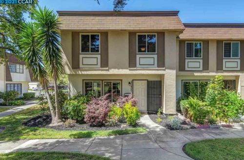 27400 Ponderosa Ct, Hayward, CA 94545-4129
