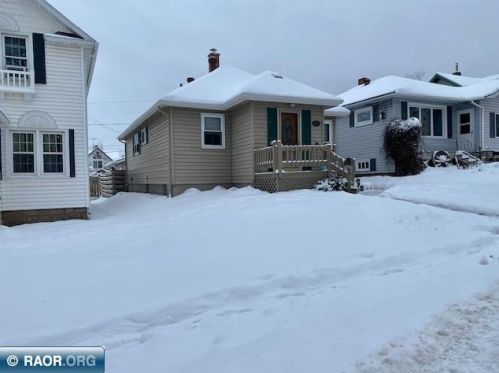 609 Harrison St, Fayal, MN 55734-1424