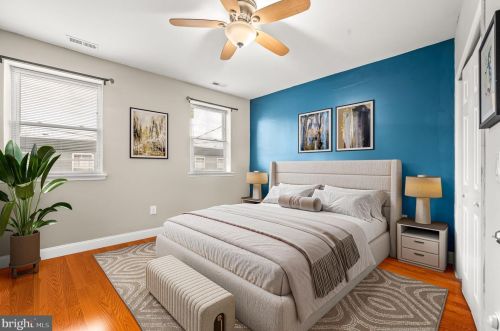 820 Earp St, Philadelphia PA  19147-5708 exterior