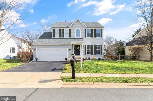 18686 Drummond Pl, Leesburg, VA 20176-6419