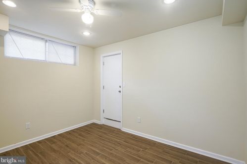 825 16 St, Philadelphia PA  19140-4911 exterior