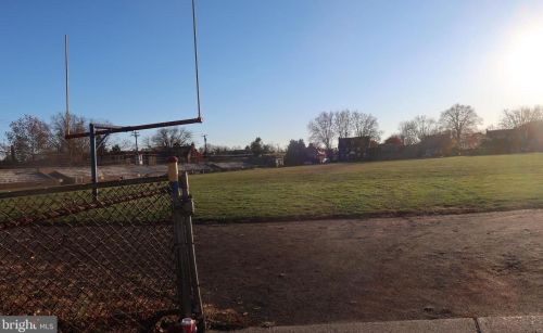 923 Fillmore St, Philadelphia PA  19124-2926 exterior