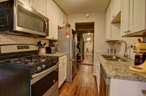 639 Trace Dr, Buffalo Grove, IL 60089-4061