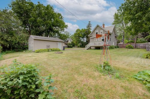 1144 Cook Ave, Saint Paul MN  55106-3325 exterior