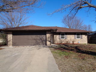 2330 Stephanie Cir, Ada, OK 74820-4453