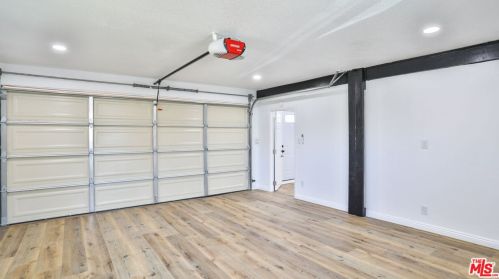 13606 Lemoli Ave, Hawthorne CA  90250-7722 exterior