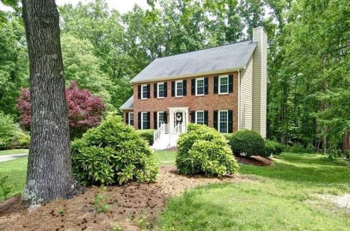 2878 Rossett Ln, Marietta, GA 30064-4069