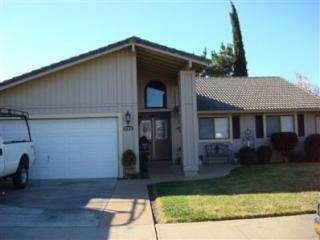 890 River Bluff Ct, Valley Home, CA 95361-2653