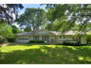 376 Margaret Cir, Orono, MN 55391-1060