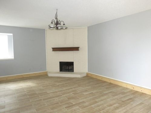 4005 Blacksmith Dr, Garland TX  75044-5915 exterior