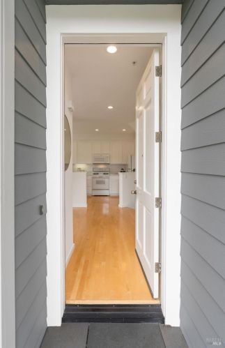47 Gable Ct, San Rafael, CA 94903-5211