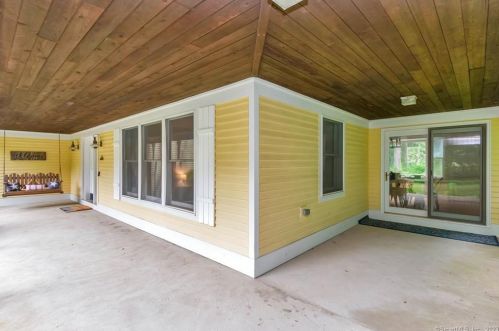 54 School Rd, Colchester CT  06415-1729 exterior