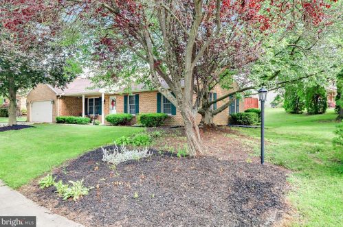 5786 Stillwell Ct, Harrisburg, PA 17112-1600