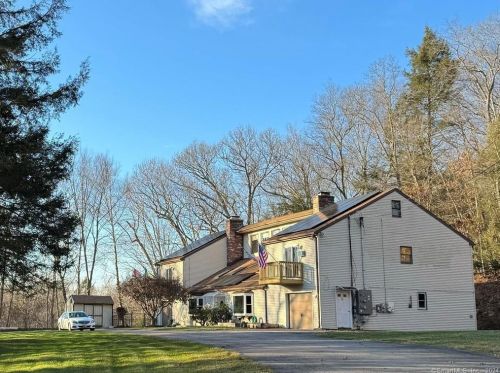 968 Middletown Rd, Colchester CT  06415-2342 exterior