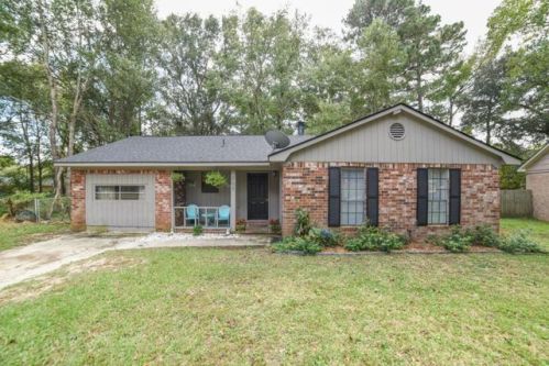 305 David Ct, Ladson, SC 29456-4801