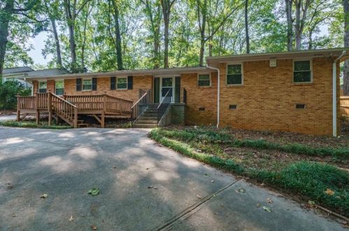 1491 Lively Ridge Rd, Atlanta GA  30329-3709 exterior