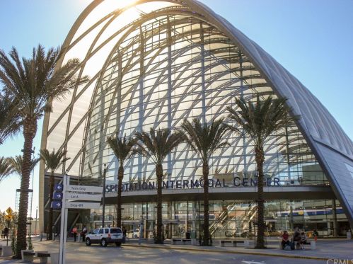 143 Evelyn Dr, Anaheim CA  92805-3419 exterior