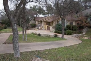 6716 Westover Dr, Granbury TX  76049-4162 exterior