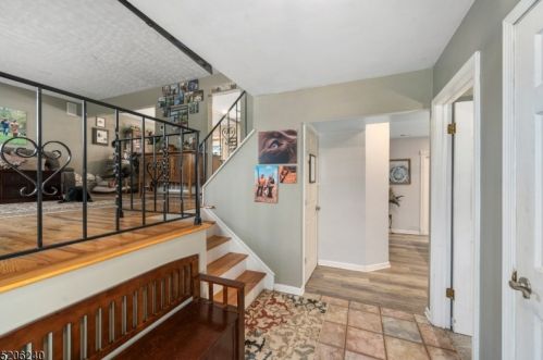 105 Carter Ter, Hackettstown NJ  07840-1002 exterior