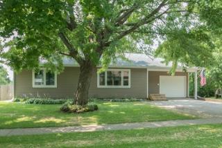 1011 8th Ave, Wellman IA  exterior