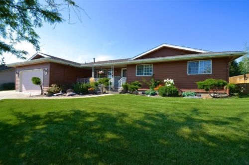 5208 Bedford Ave, Spokane, WA 99208-8941
