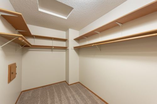 14712 Endicott Way, Saint Paul MN  55124-6491 exterior