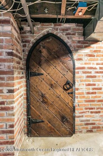 35 Leroy Pl, Tinton Falls NJ  07701-1712 exterior