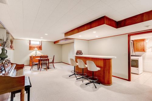 165 Hawes Ave, Saint Paul MN  55126-6205 exterior