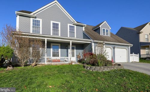 58 Reagan Dr, Ephrata, PA 17522-1237