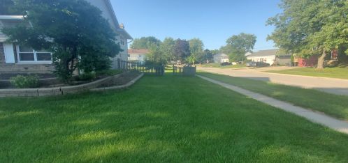 1200 Alexander Pl, Streamwood, IL 60107-3070