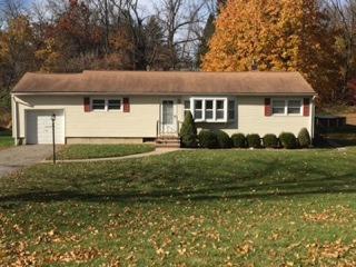 12 Willow Ter, Andover, NJ 07821-2260