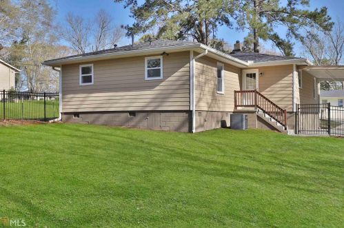 976 Pinehurst Dr, Smyrna, GA 30080-4225